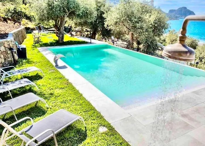 Villa Sant'ambrogio's *