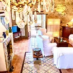 ヴィラ Sant'ambrogio's